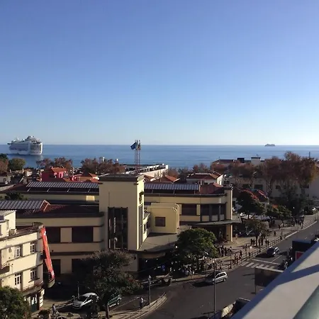 Apartment Floor Center - Mercado, Privileged View Funchal (Madeira)
