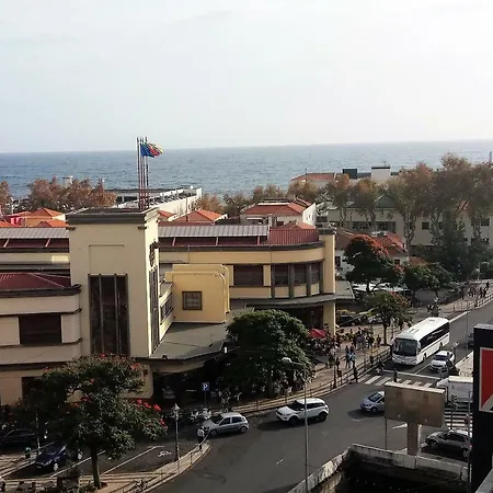 Floor Center - Mercado, Privileged View Apartment Funchal (Madeira)