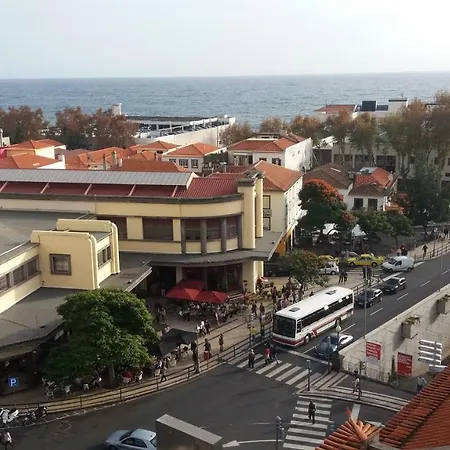 Floor Center - Mercado, Privileged View * Funchal (Madeira)